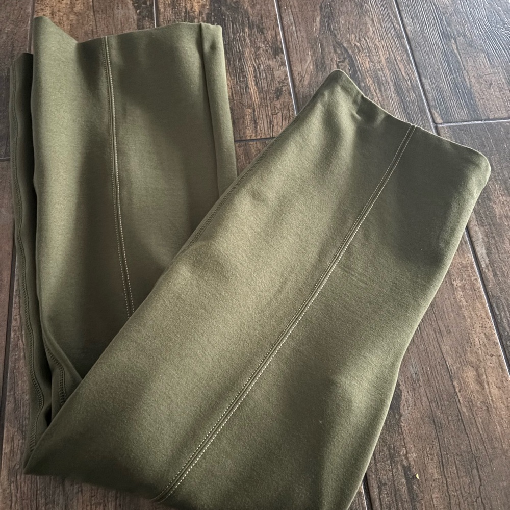 Anthropologie essential Crop Flare Pant